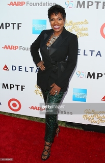 Sheryl Lee Ralph feet photo 10