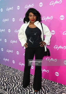 Sheryl Lee Ralph feet photo 10