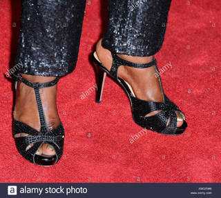 Sheryl Lee Ralph feet photo 17