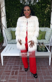 Sheryl Lee Ralph feet photo 9