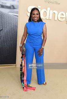 Sheryl Lee Ralph feet photo 13
