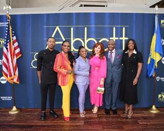 Sheryl Lee Ralph feet photo 11