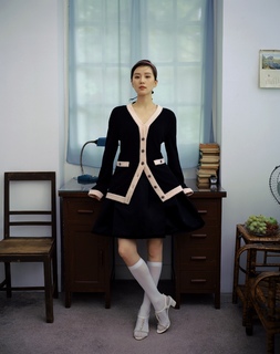 Shi Shi Liu feet photo 7