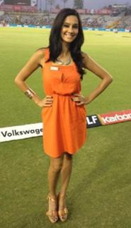 Shibani Dandekar feet photo 9