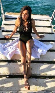 Shibani Dandekar feet photo 3