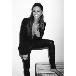 Shibani Dandekar feet photo 17