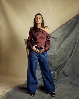 Shibani Dandekar feet photo 1