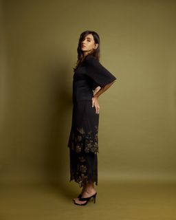 Shibani Dandekar feet photo 11