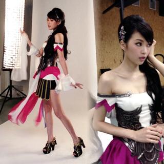 Shiga Lin feet photo 1