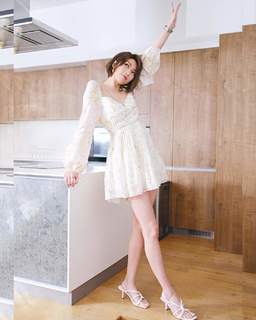 Shiga Lin feet photo 14
