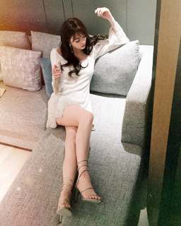 Shiga Lin feet photo 19