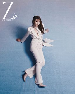 Shiga Lin feet photo 16