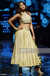 Shilpa Shetty Kundra feet photo thumbnail