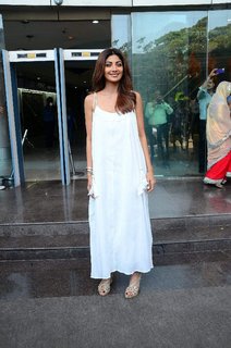 Shilpa Shetty Kundra feet photo thumbnail
