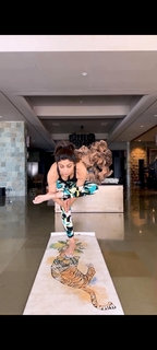 Shilpa Shetty Kundra feet photo thumbnail