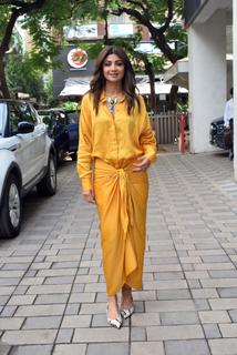 Shilpa Shetty Kundra feet photo thumbnail