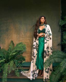 Shilpa Shetty Kundra feet photo thumbnail