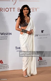 Shilpa Shetty Kundra feet photo thumbnail