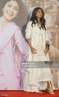 Shilpa Shetty Kundra feet photo thumbnail