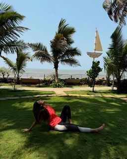 Shilpa Shetty Kundra feet photo thumbnail