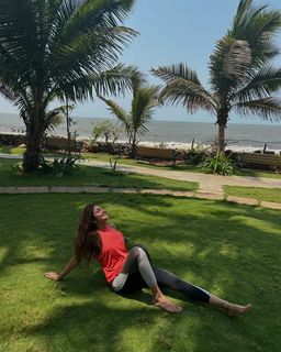 Shilpa Shetty Kundra feet photo thumbnail