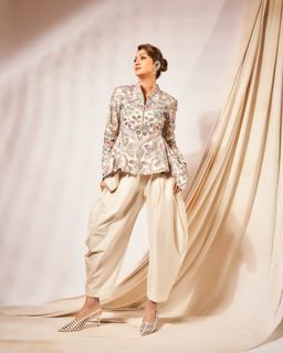 Shilpa Shetty Kundra feet photo thumbnail