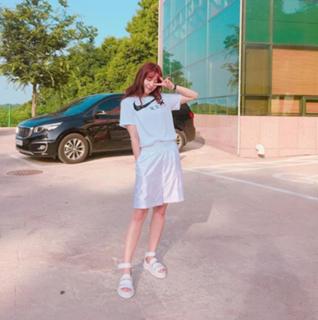 Shin-Hye Park feet photo thumbnail