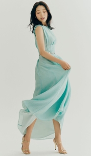 Shin-Hye Park feet photo thumbnail