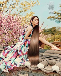 Shin-Hye Park feet photo thumbnail