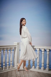 Shin-Hye Park feet photo thumbnail