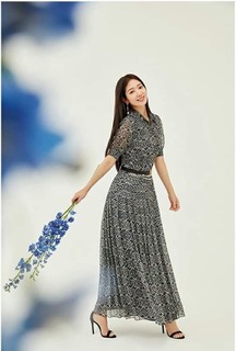 Shin-Hye Park feet photo thumbnail