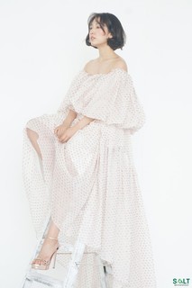 Shin-Hye Park feet photo thumbnail