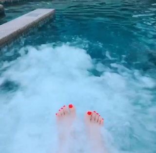Shin-Hye Park feet photo 4
