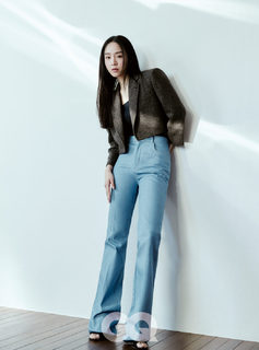 Shin Hye-sun feet photo 16