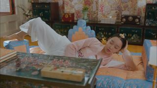 Shin Hye-sun feet photo 20