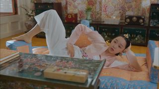 Shin Hye-sun feet photo 19