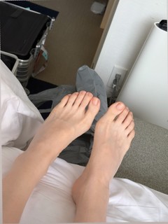 Shin Jae-eun feet photo thumbnail