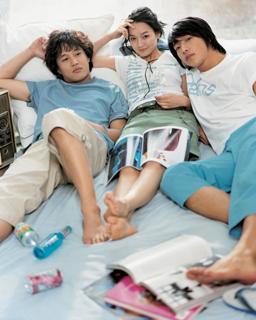 Shin Min-a feet photo 15