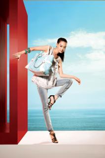 Shin Min-a feet photo 6