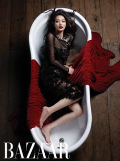 Shin Min-a feet photo 12