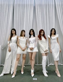 Shin Yu-na feet photo thumbnail