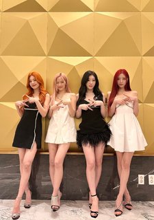 Shin Yu-na feet photo thumbnail