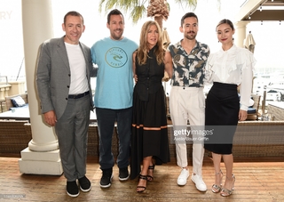 Shioli Kutsuna feet photo thumbnail