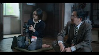 Shioli Kutsuna feet photo thumbnail