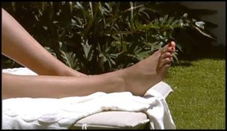Shir Elmaliach feet photo 4