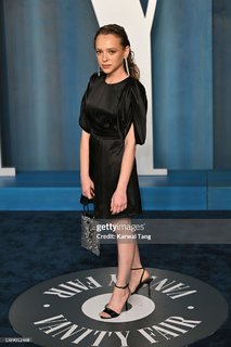 Shira Haas feet photo thumbnail