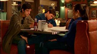 Shiri Appleby feet photo thumbnail