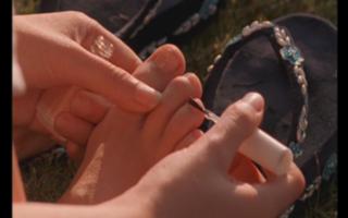 Shiri Appleby feet photo thumbnail