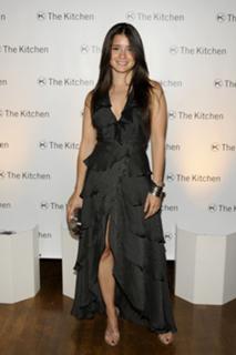 Shiri Appleby feet photo thumbnail