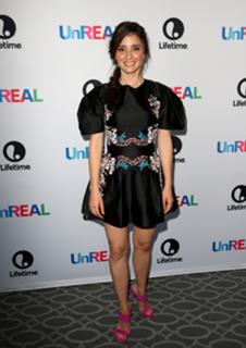 Shiri Appleby feet photo thumbnail